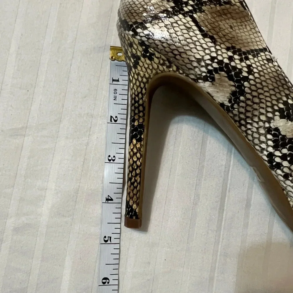 Report Tashi Faux Leather Snakeskin textured Stiletto Heel SZ 8